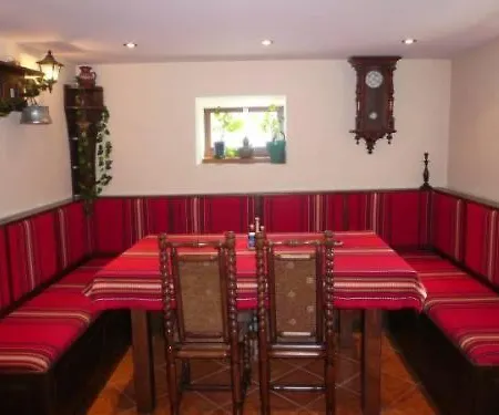 ゲストハウス боляри トリャブナ